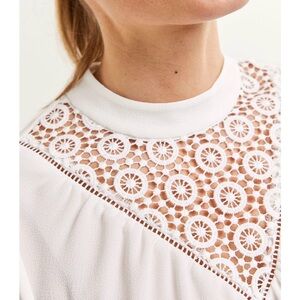 Reitmans White Lace Blouse